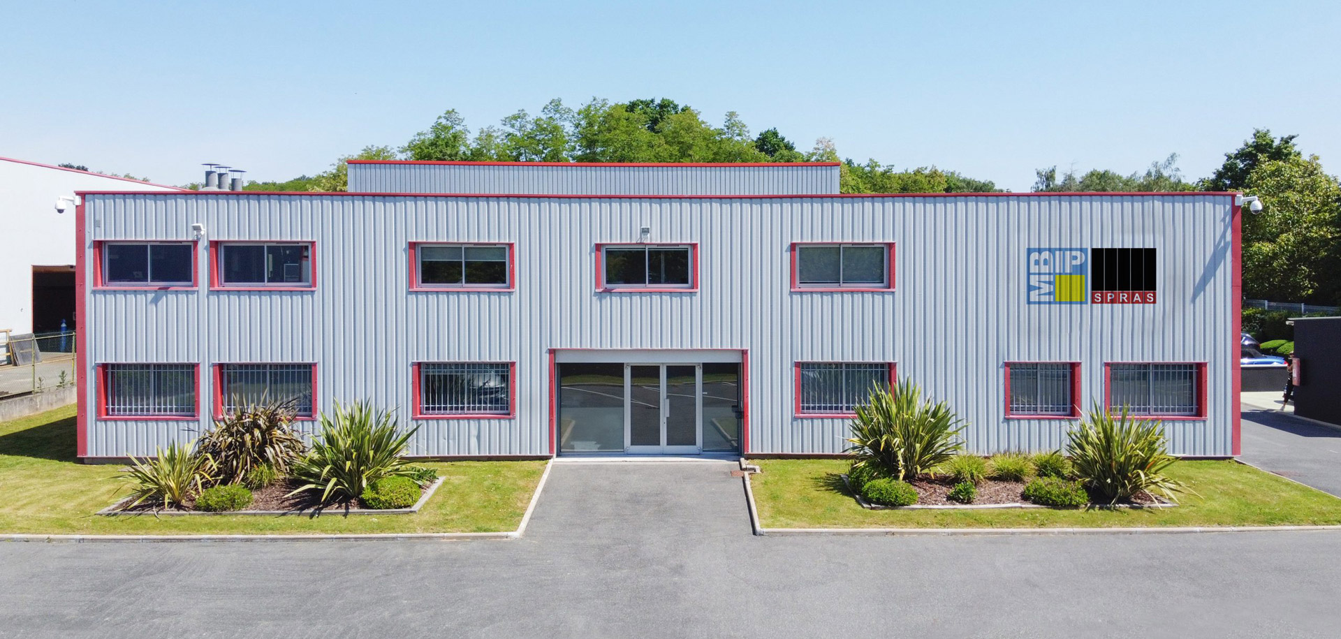 Locaux SPRAS à Chartrettes — entreprise de peinture depuis 1983